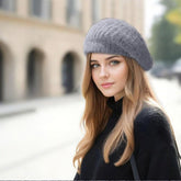 Fashionable Knit Beret – Comfortable, Loose Fit, Face-Slimming, Elegant Style