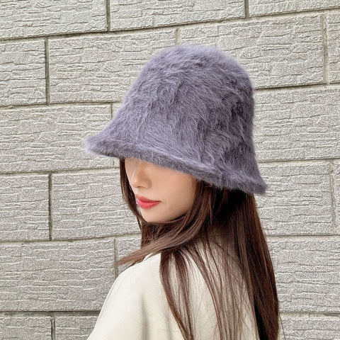 Winter Warm Fuzzy Bucket Hat for Women – Cozy, Stylish & Face-Slimming