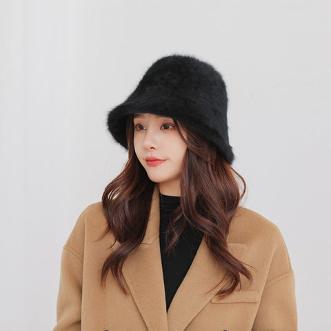 Winter Warm Fuzzy Bucket Hat for Women – Cozy, Stylish & Face-Slimming