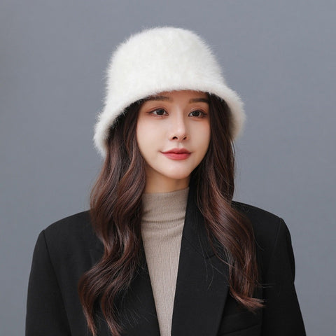 Winter Warm Fuzzy Bucket Hat for Women – Cozy, Stylish & Face-Slimming