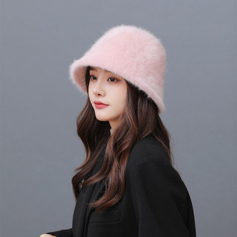 Winter Warm Fuzzy Bucket Hat for Women – Cozy, Stylish & Face-Slimming