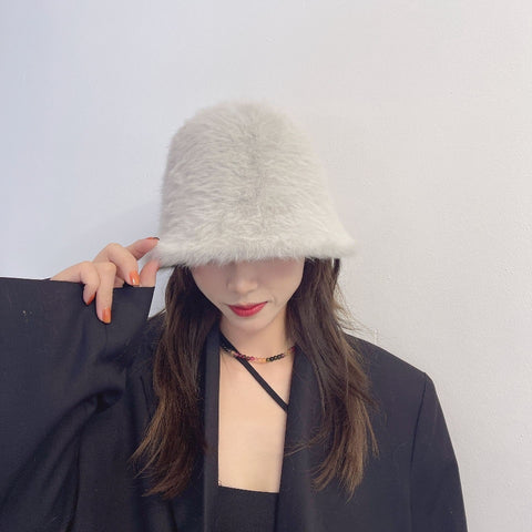 Winter Warm Fuzzy Bucket Hat for Women – Cozy, Stylish & Face-Slimming