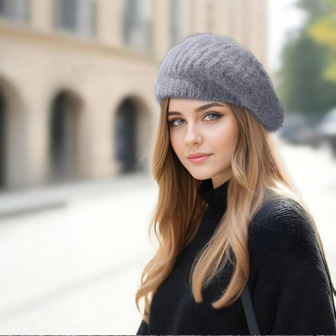 Fashionable Knit Beret – Comfortable, Loose Fit, Face-Slimming, Elegant Style